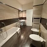 Ad Flat Apartment *