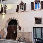 Apartment Ad Flat Verona