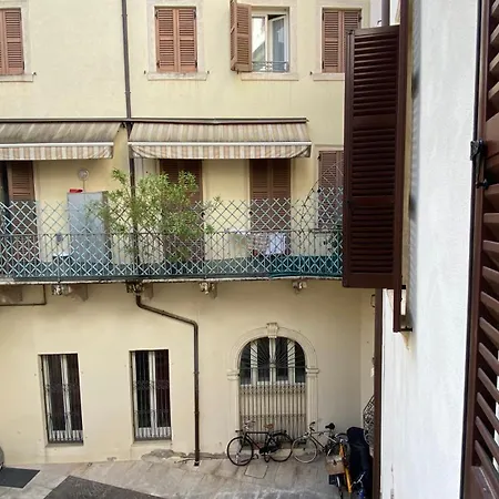 Ad Flat Apartment *